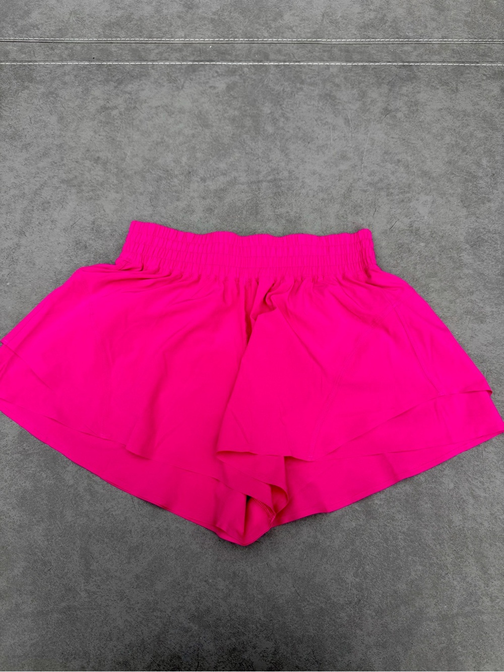lululemon athletica Shake It Out High running shorts 2.5”